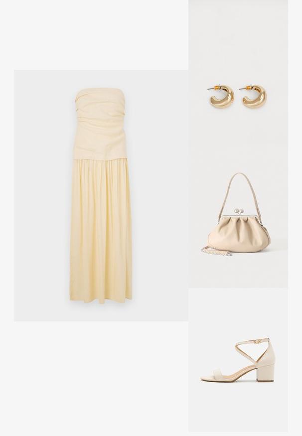 Strapless, vloerlange jurk van lichtgele katoen. Geraffineerde lijfje met geplooide rok voor een zachte uitstraling. Glad textuur en minimalistisch ontwerp.; Beige blokhak sandalen met een minimalistisch ontwerp, open neus en verstelbare enkelriem met een gouden gesp detail. Zachte textuur.; Beige zachte leren handtas met een zilveren metalen frame sluiting, een enkele schouderriem en een optionele kettingriem op een witte achtergrond.; Twee glanzende gouden hoepel oorbellen in een gebogen ontwerp, met oranje accenten bij de oorpost, tegen een eenvoudige witte achtergrond.
