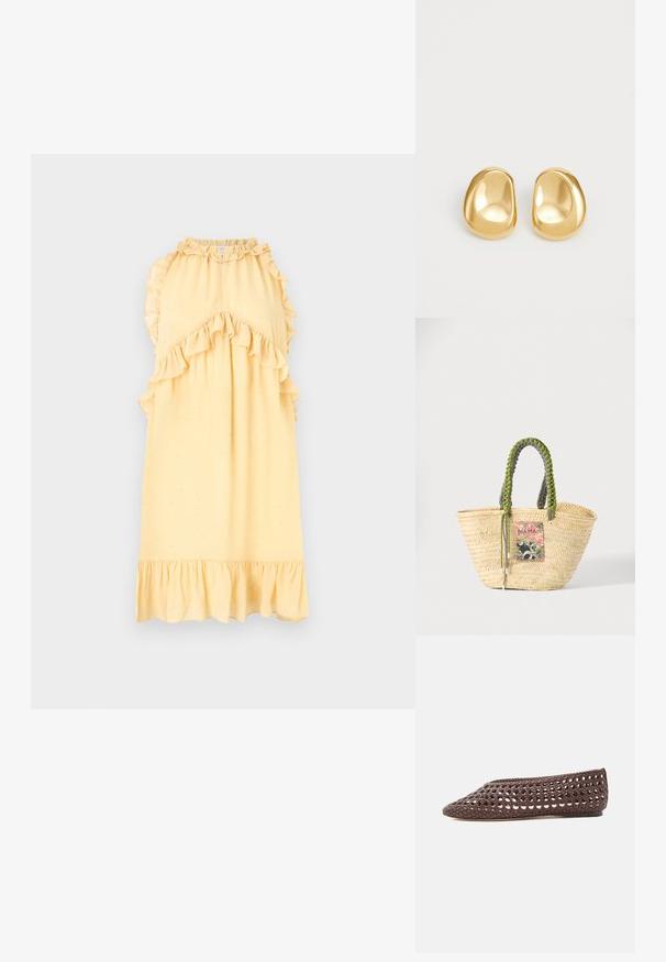 Hofmann Copenhagen SASHA - Jurk - butter cream; Bruine platte schoen met geweven opengewerkt ontwerp en gesloten afgeronde neus, zijaanzicht op een lichte achtergrond.; Geweven beige strooien tas met gevlochten groene en zwarte handvatten en een kleurrijke rechthoekige patch aan de voorkant.; Gouden studs met een gladde, ronde vorm en een reflecterend oppervlak, met een minimalistisch ontwerp en zonder zichtbare patronen.