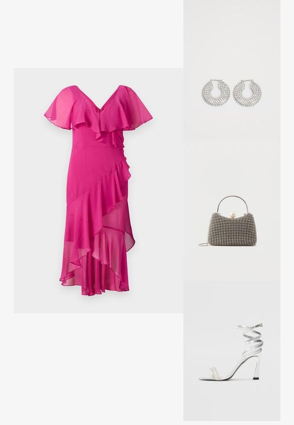 Fuchsia kjole med V-udskæring, flagrende ærmer og lagdelte volanger. Fremstillet af letvægtsstof, med asymmetrisk kant og struktureret fald.; Sølv højhælede sandaler med et skinnende stropdesign, der har en perle-lignende detalje og en snoet ankelstrop for en sikker pasform.; Lille håndtaske med sølv gittermønster, buet håndtag, stor perle lukning og en tynd sølvkæde strop på en ensfarvet baggrund.; Sølvøreringe med flere klare krystaludsmykninger, med en struktureret overflade og et åbent rundt design.