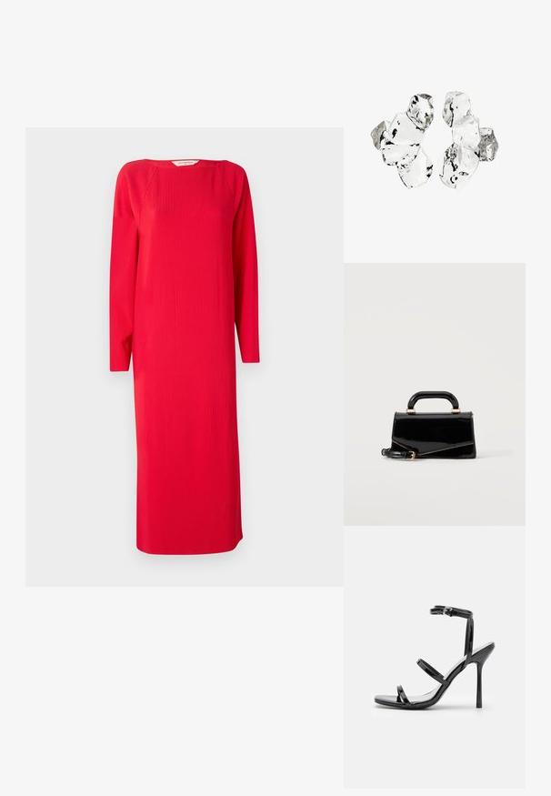 Rotes geripptes Strickkleid mit langen Ärmeln, rundem Ausschnitt und gerader Form. Der Stoff hat eine strukturierte Optik und reicht bis zur Mitte der Waden.; Schwarze Lackleder-High-Heel-Sandalen mit drei horizontalen Riemen und einem verstellbaren Knöchelriemen. Schlanke Silhouette und glänzende Oberfläche.; Schwarze glänzende rechteckige Handtasche mit oberem Griff, goldener Hardware und abnehmbarem Riemen, auf hellem einfarbigem Hintergrund platziert.; Cluster von sechs unregelmäßig geformten, transluzenten und reflektierenden glasähnlichen Stücken, angeordnet auf weißem Hintergrund.