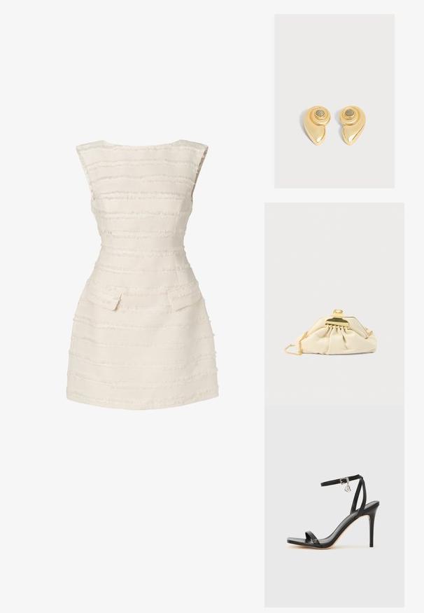 Vestido blanco con rayas verticales texturizadas, diseño ajustado, escote redondeado y dos pequeños bolsillos delanteros.; Sandalia de tacón alto negra con una estrecha correa en el tobillo, punta cuadrada, material de cuero liso y detalle de hebilla metálica.; Bolso clutch color crema hecho de material suave, con cierre dorado y cadena como correa, con diseño fruncido en el cuerpo.; Par de pendientes de color dorado brillante con diseño en espiral y una pequeña piedra redonda centrada sobre un fondo liso.