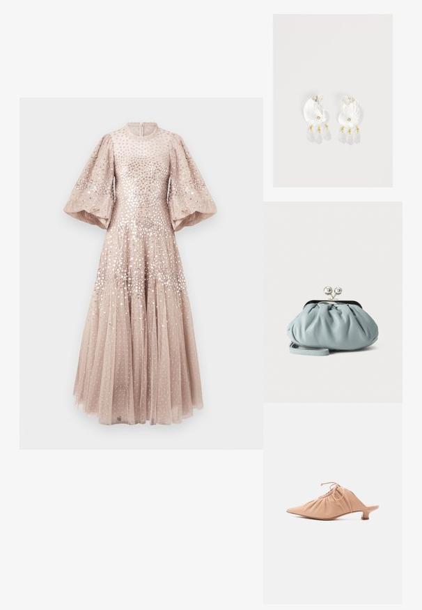 Robe longue sans manches de couleur beige clair avec un corsage texturé orné de sequins. Prend en charge des manches bouffantes volumineuses et une jupe fluide.; Mule pour femme en cuir beige avec bout pointu, dessus froncé, lien de serrage et petit talon kitten, sur fond blanc.; Petit porte-monnaie en cuir bleu clair avec fermoir métallique argenté de type kiss-lock et court bracelet de poignet sur fond uni.; Boucles d'oreilles en résine transparente en forme de coquillage avec de petits accents dorés et trois breloques translucides en forme de goutte pendantes sur chaque boucle d'oreille.