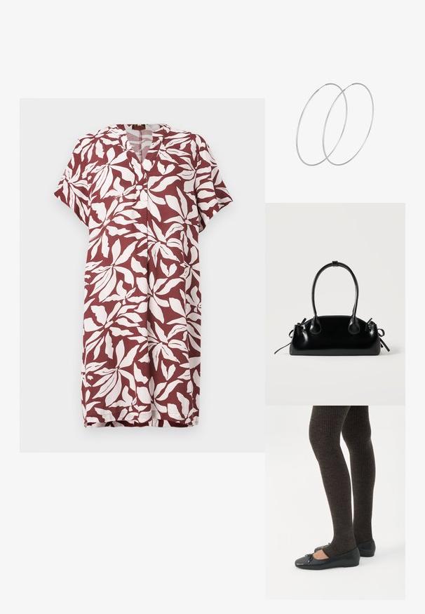Bordeaux jurk met een wit bladpatroon, korte mouwen, V-hals en een rechte snit. Gemaakt van lichtgewicht stof, geschikt voor warm weer.; Benen met donkere geribbelde leggings gecombineerd met zwarte ballerina's met kleine strikdetails op een witte achtergrond.; Kleine zwarte glanzende handtas met twee lange hengsels en zijkant trekkoord details op een effen lichte achtergrond.; Zilveren hoepel oorbellen met een minimalistisch ontwerp. Cirkelvormig, gladde textuur en dun profiel. Lichtgewicht met een gepolijste afwerking.