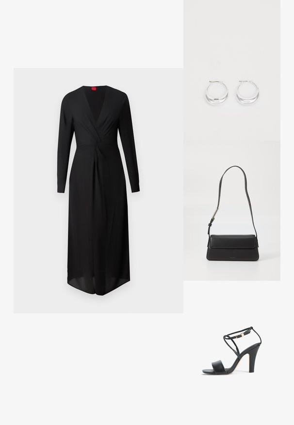 Vestido negro de manga larga con escote en V profundo, detalle frontal retorcido y una silueta fluida. Fabricado en tejido ligero, con una etiqueta roja en el cuello.; Sandalia de tacón alto negra con tira fina en el tobillo, hebilla dorada, punta abierta y tacón ancho, vista lateral sobre fondo blanco.; Bolso de mano de cuero negro con forma rectangular y solapa plegable. Presenta una correa delgada y una marca mínima en la parte delantera.; Pendientes de aro de plata con un acabado pulido y la marca DKNY, exhibidos sobre un fondo blanco liso.