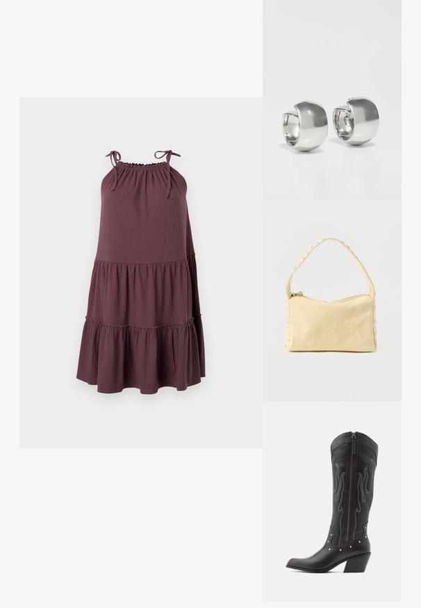 Robe violette sans manches côtelée avec bretelles ajustables et jupe à volants plissée sur fond neutre.; Bottes de cowboy en cuir marron avec surpiqûres en forme de flammes, fermeture éclair latérale, clous argentés, bout pointu et talon superposé.; Petit sac à main en cuir beige avec une seule bandoulière et des clous argentés le long des bords et de la bandoulière, posé sur un fond uni.; Uncommon Matters SCULPTURAL LARGE CREOLE - Boucles d'oreilles - silver-coloured