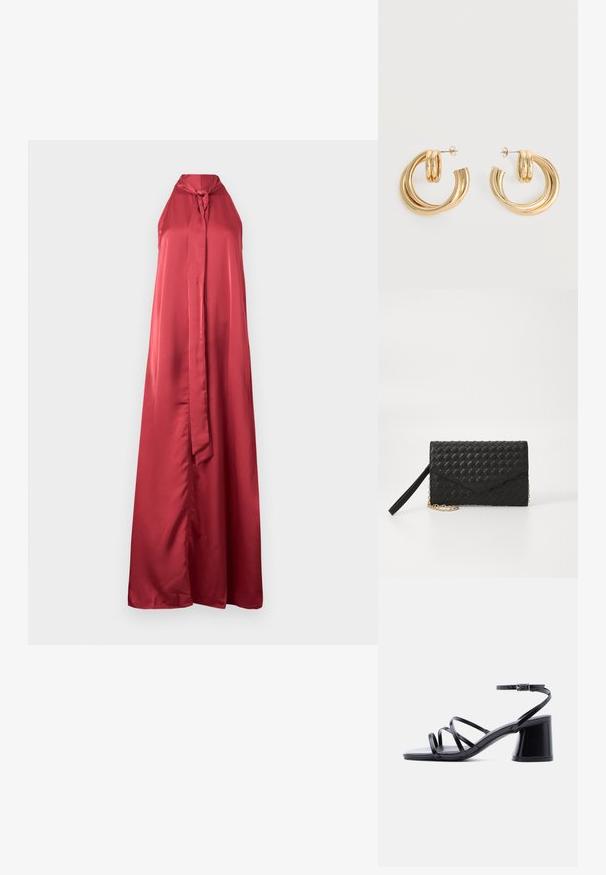 Rød satin halterneck kjole med en nøglehulkrave og en lang, flydende silhuet. Har en båndaccent ved halsen og en glat tekstur.; Sort damesandal med blokhæl, tre tynde remme over tæerne og ankelrem med sølvspænde på hvid baggrund.; Sort vævet pung med klaplukning og en kæde i guld. Har en tekstureret overflade og et minimalistisk design.; Par af skinnende gyldne dobbelt loop øreringe med stift-lukning på hvid baggrund.