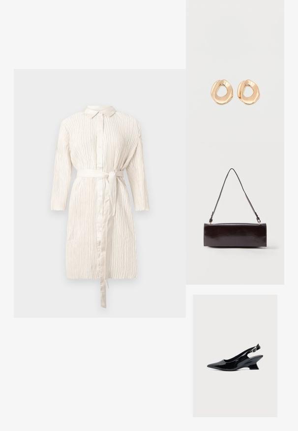 Ivoorkleurige jurk met lange mouwen, een knoopsluiting aan de voorkant, een ceintuur op taillehoogte en een textuur met plooien. Heeft een klassieke kraag en een zachte glans.; Zwarte lakleren slingback schoen met puntige neus en lage schuine blokhak op witte achtergrond.; Rechthoekige zwarte leren handtas met een enkele lange schouderband en een glanzende afwerking, weergegeven tegen een effen witte achtergrond.; Set van onregelmatig gevormde, gepolijste hoepel oorbellen van goudkleurig metaal met een open midden op een effen witte achtergrond.