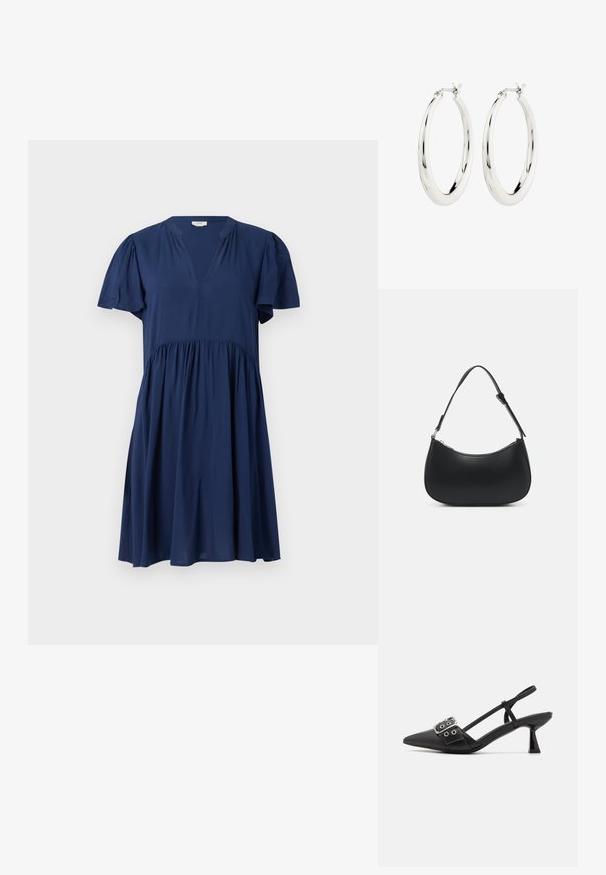 Dunkelblaues Kleid mit kurzen Puffärmeln, V-Ausschnitt und geraffter Taille. Hergestellt aus weichem, leichtem Stoff mit fließendem Design.; Simmi London DALA - Pumps - black; Pieces PCALUANA SHOULDER BAG - Handtasche - black; Silberne Creolen mit einer glatten, glänzenden Oberfläche. Kreisform, ausgestattet mit einem sicheren Verschluss. Einfaches und elegantes Design.
