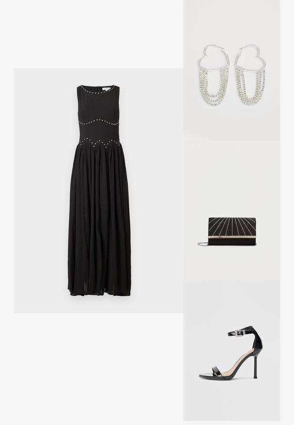 Vestido maxi negro con un cuerpo ajustado, escote redondo y falda fruncida, que presenta tachuelas plateadas en un patrón ondulado a lo largo de la cintura.; Sandalia de tacón alto en piel sintética negra con correa en el tobillo. Presenta un diseño minimalista, punta abierta y una hebilla con detalles de pedrería.; Bolso de mano negro con textura suave, que presenta líneas con tachuelas plateadas que irradian desde el centro, con un cierre metálico plateado y una correa de cadena.; Pendientes de aro plateados en forma de corazón, con hebras en cascada de strass transparentes que aportan un brillo y textura adicionales.
