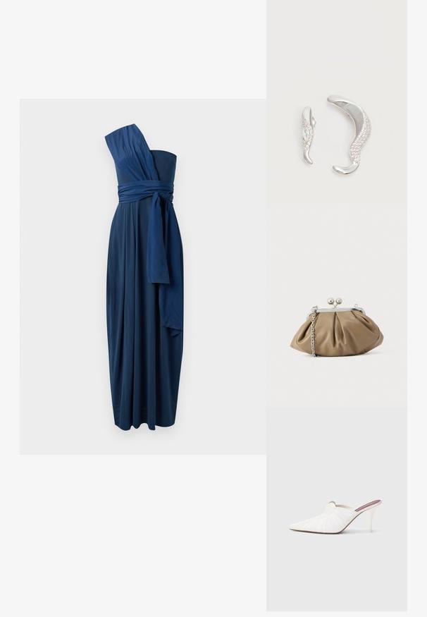 Marineblauwe, mouwloze, vloerlange jurk met een asymmetrisch ontwerp, een strik rond de taille en vloeiende stof. Vlekkeloze textuur, elegante draping.; Witte mules met een puntige neus, geplooide textuur op het bovenwerk en een slanke naaldhak. Gladde oppervlakte en minimalistisch ontwerp.; Leren clutch in zacht beige met een afgeronde vorm, geplooide textuur, zilveren kiss-lock sluiting en een afneembare kettingriem.; Twee gebogen zilveren oorbellen, de één groter dan de ander, beide versierd met kleine fonkelende kristallen langs één rand.