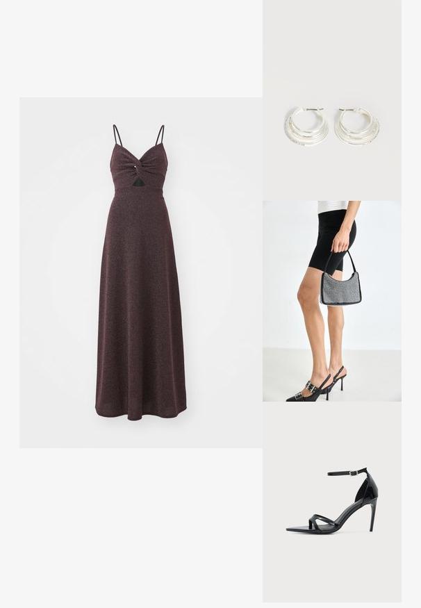 Lange bordeauxrode jurk met een getailleerde lijfje, gedraaide voorkant, dunne verstelbare bandjes en een vloeiende textuurskirt. Inclusief een kleine uitsnede.; Zwarte lakleren sandalen met hoge hak, dunne enkelband, open teen en minimalistisch ontwerp op een effen lichte achtergrond.; Zwarte beaded handtas met een gebogen silhouet, draaghandvat en glanzende textuur. Draagt bij hoge zwarte hakken en strakke zwarte shorts.; Zilveren oorringen met drie gelaagde halve cirkelvormige banden, waarvan één versierd met kleine heldere kristallen op een lichte achtergrond.