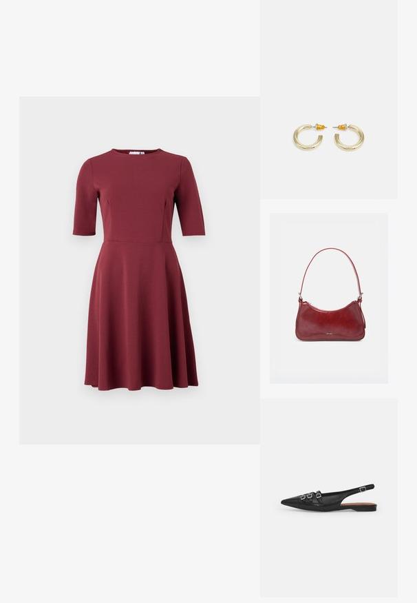 Vestido burdeos con escote redondo, mangas cortas, corsé ajustado y falda acampanada. Hecho de una tela suave sin patrones o adornos visibles.; Zapato plano slingback de cuero negro con puntera puntiaguda, que presenta dos correas horizontales y hebillas plateadas cuadradas, tacón bajo y textura suave.; Pequeño bolso brillante de color rojo oscuro con una sola correa, cremallera plateada y logo "RAID" en el centro delantero.; Pendientes de aro en tono dorado con una forma suave y redondeada y un acabado pulido. Presentan acentos naranjas en la parte trasera para un ajuste seguro.