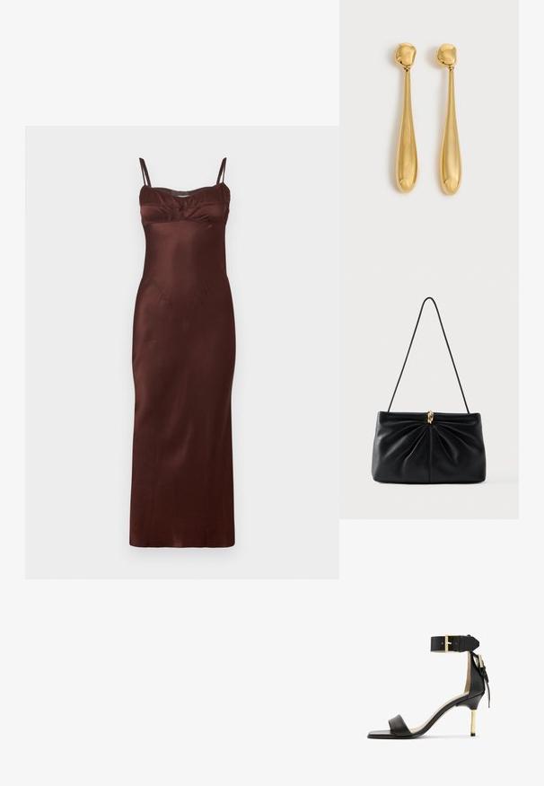Satin midi kjole i mørkebrunt med tynde justerbare stropper, tætsiddende overdel, rynkedetaljer ved brystet og glat tekstur.; Sort læder hæl sandal med firkantet tå, ankelrem med en guldbuckle og en slank metallisk hæl. Glat tekstur, minimalistisk design.; Sort lædertaske med et snoet design foran, en enkelt rem og en gylden hardware-detalje i midten. Glat tekstur.; Par lange, glatte, skinnende gyldne dråbeøreringe med afrundede toppe og tilspidsede dråbeformer på en lys baggrund.