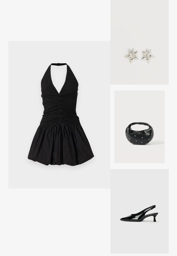Zwarte halterjurk met een diepe V-halslijn, geplooide lijfje en een uitlopende rok. Gemaakt van zachte stof met een gladde textuur en een trekkoorddetail.; Zwarte lakleren slingback schoenen met een spitse neus en een lage blokhak. Verstelbare gespband bij de enkel.; Zwarte leren handtas met een afgeronde vorm, versierd met zilveren studs, en een korte handgreep. Gladde textuur en ritsluiting.; Zilverkleurige stervormige oorringen met een gladde, gepolijste afwerking op een effen witte achtergrond.