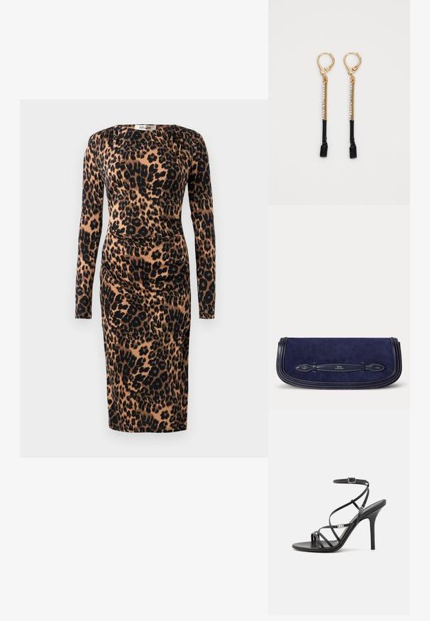Langsleeve, jurk tot de knie met gerimpelde taille in bruine en zwarte luipaardprint stof.; Zwarte hoge hakken sandaal met dunne banden, een enkelgesp, een gladleren oppervlak en een slanke stilettohak.; Marineblauwe clutch met leren afwerking en witte stiksels, met Polo by Ralph Lauren-logo op het voorste handvatdetail.; Gouden lever-back oorbellen met verticale staven versierd met heldere kristallen en zwarte rechthoekige stenen aan de uiteinden op een witte achtergrond.