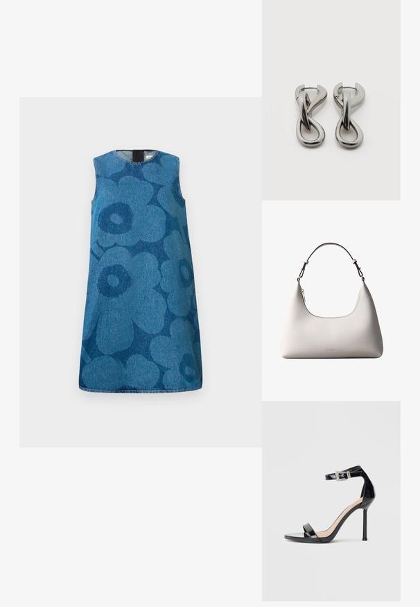 Udenærmet denimkjole med et blomstermønster i forskellige nuancer af blå. Har en rund halsudskæring og en lige pasform.; Sort højhælet sandal i laklæder med ankelrem. Har minimalistisk design, åben tå og spænde med rhinsten-detaljer.; Cremefarvet skuldertaske i læder fra Calvin Klein med buet topkant, sølvfarvet lynlås og mørkebrun justerbar rem.; Par af sølvtonede metale øreringe med abstrakt sammenflettet løbedesign på hvid baggrund.
