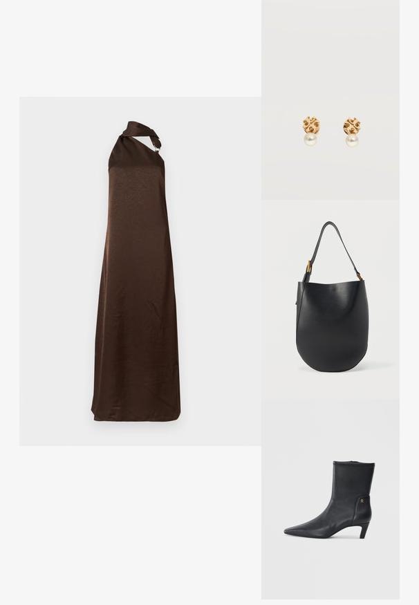Ruskea, pitkä, hihaton mekko, jossa on yksi olka. Mekossa on sileä pinta ja minimalistinen muotoilu. Ei näkyviä kuvioita tai metalliosia.; Mustat nahkasaappaat nilkkapituisella varrella, joissa on terävä kärki ja matala korko. Niissä on sileä pinta ja pieni kultainen logo yksityiskohtana sivussa.; Musta nahkainen bucket-laukku leveällä säädettävällä olkahihnalla ja kullanvärisillä solkikoristeilla, yksinkertaisen valkoisen taustan edessä.; Kultaiset nappikorvakorut, joissa on leikattu logo ja yksi valkoinen helmi roikkuen jokaisen nappikorvakorun alla valkoisella taustalla.