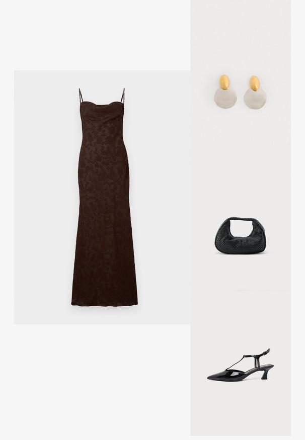 Robe maxi marron avec une texture florale délicate, des bretelles fines et ajustables, et une silhouette cintrée. Tissu lisse avec un léger éclat.; Chaussure slingback en cuir verni noir à bout pointu avec bride en T et petit talon bloc incliné sur fond blanc.; Sac hobo tissé noir avec une structure souple et une poignée intégrée, présenté sur un fond clair uni.; Boucles d'oreilles en métal doré et argenté avec une base en disque rond et une pièce supérieure ovale, texture lisse et finition polie.