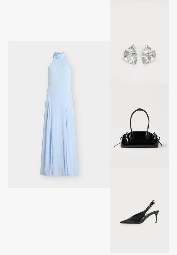 Robe longue bleu clair à col halter avec un col haut froncé et une jupe fluide sur fond blanc.; Escarpin noir à bout pointu et bride arrière, talon moyen fin avec petite boucle dorée sur la bride de cheville, sur fond uni.; Petit sac à main noir brillant avec deux longues anses et des détails à cordon sur les côtés sur un fond clair uni.; Boucles d'oreilles en métal argenté avec un design ondulé et sculptural, présentant une finition polie et des formes irrégulières, mettant en valeur une esthétique contemporaine.