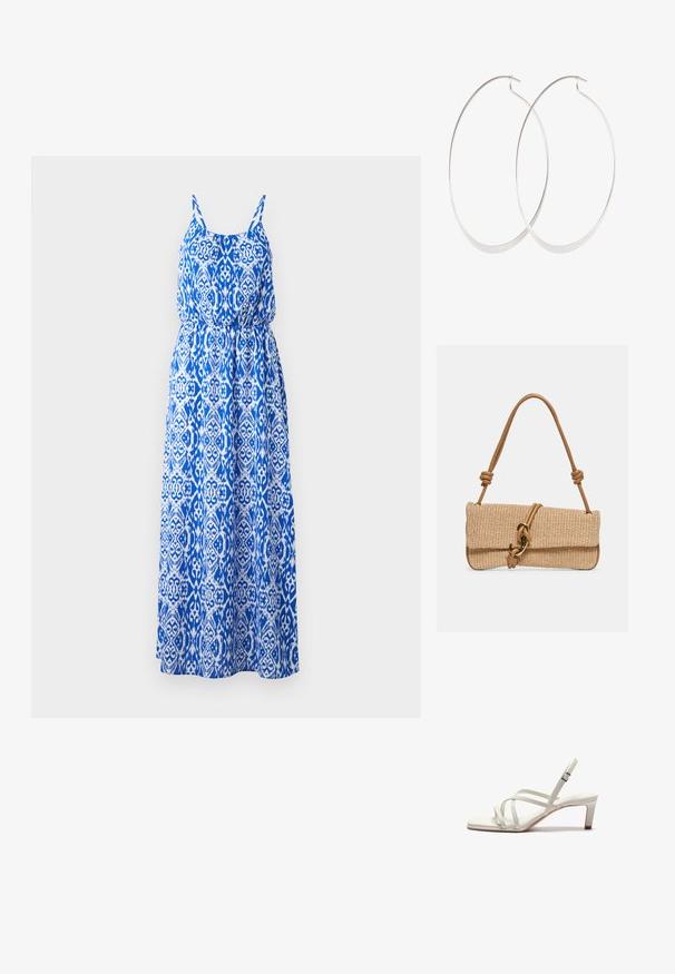 Maxi-jurk met een blauw-wit ingewikkeld patroon, zonder mouwen, met een smock-borstvoeding en een flared rok. Gemaakt van lichtgewicht stof.; Zign Klassieke pumps - off white; Rechthoekige geweven beige handtas met een lichtbruine leren band met knopen en een goudkleurige haaksluiting op een effen achtergrond.; Zilveren oorringen met een dun, glad ontwerp; langwerpige ovale vorm; gepolijste afwerking; voorzien van een veilige haaksluiting.