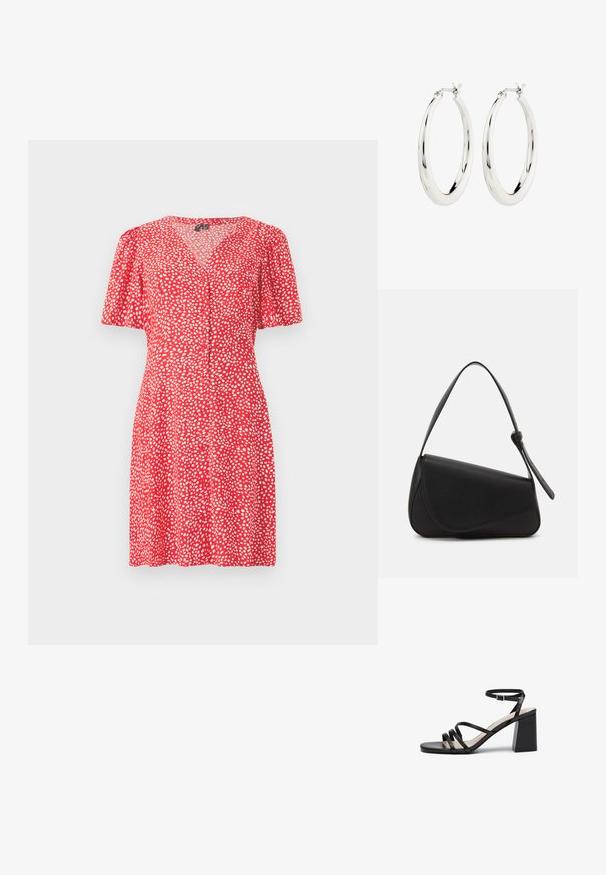 Vestido rojo con escote en V y mangas cortas abullonadas. Presenta un patrón de puntos blancos y detalles de botones en el frente. Tejido liviano.; Sandalias negras de tacón con múltiples tiras finas, punta cuadrada y tacón ancho, con una correa de tobillo ajustable. Textura de cuero suave.; Bolso de mano de cuero negro con forma triangular, tapa en ángulo y un asa superior redondeada. Presenta una textura suave y detalles de diseño minimalistas.; Pendientes de aro de plata con un acabado suave y brillante. Forma circular, con un cierre seguro. Diseño sencillo y elegante.