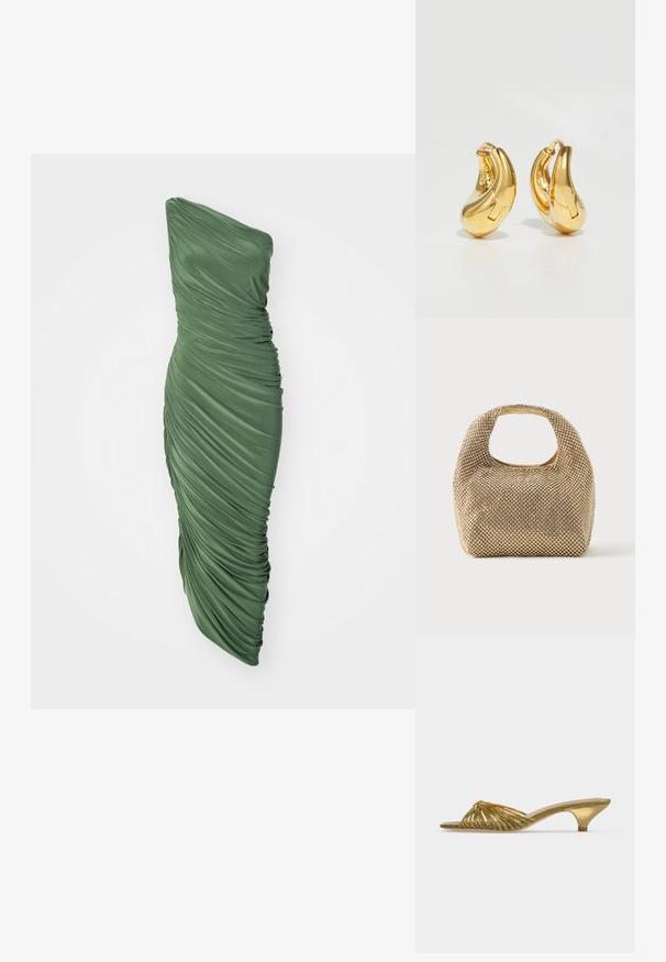 Grünes, einseitig trägerloses Kleid aus gerafftem, strukturiertem Stoff, das eine figurbetonte Silhouette hat, die bis zum Saum fließt.; Goldfarbener offener Mule-Schuh mit niedrigem Kittenabsatz und geknotetem Design auf weißem Hintergrund.; Kleine Handtasche in Gold-Ton, bedeckt mit glänzenden runden Nieten, mit kurzem Griff und rechteckigem Ausschnitt oben.; Goldene Creolen mit einer glatten, geschwungenen Form und polierter Oberfläche. Mit einem Verschlussmechanismus und leichten Einkerbungen für Details.
