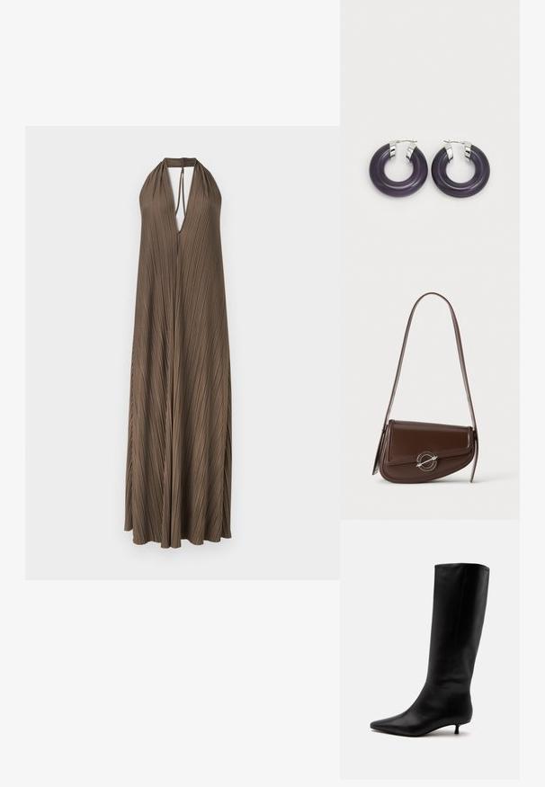 Robe maxi marron plissée sans manches avec un col halter en V profond et une fermeture par lien au niveau du cou.; Botte noire en cuir jusqu'au genou avec bout pointu et petit talon kitten sur un fond clair uni.; Sac à épaule en cuir marron avec rabat asymétrique et fermoir circulaire argenté, présenté sur un fond blanc uni.; Boucles d'oreilles en résine violet avec des accents en métal argenté. Forme circulaire avec une finition brillante, dotées d'une fermeture à charnière sécurisée.