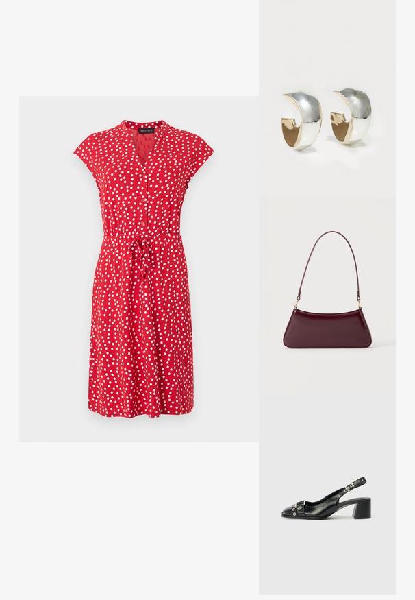 Robe rouge longueur genou avec des pois blancs, manches courtes type mancherons, devant boutonné et ceinture à nouer à la taille.; Sandale à talon en cuir noir avec un bout pointu, une sangle texturée ornée d'accents métalliques circulaires et un talon empilé.; Sac à main brillant bordeaux foncé avec une anse fine unique et une forme trapézoïdale élégante sur un fond clair uni.; Uncommon Matters SCULPTED CREOLE - Boucles d'oreilles - silver-coloured/gold-coloured
