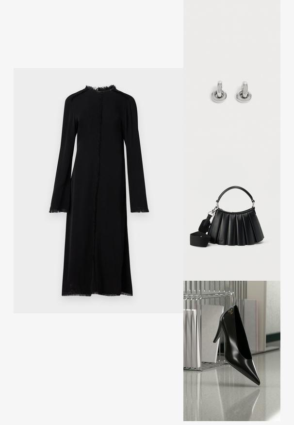 Robe longue noire en tissu doux, avec une coupe droite, des bords à franges et de longues manches à larges poignets. Aucun système de fermeture.; Chaussure noire à talon haut avec bout pointu et logo doré, posée sur une surface réfléchissante près d'un organiseur de dossiers en fil chromé contenant des documents.; Sac à main noir en cuir plissé avec poignée courte et bandoulière large en tissu détachable sur fond blanc.; Paire de petites boucles d'oreilles créoles argentées brillantes avec une base ronde, présentées sur un fond clair uni.