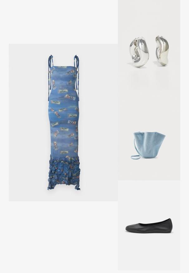 AVAVAV LONG SMOCK DRESS - Maksikleit - blue; Musthave mustika tantsutossud mustast nahast, ümmarguse varbaga, siledast tekstuurist, minimaalse õmblusdetailiga ja paindliku tallakujundusega.; Hele sinine kangast ämbrikujuline kott pika rihmaga, lai ülemine ava ja õmmeldud vertikaalsed õmblused, valgel taustal.; Hõbedased skulpturaalsed kõrvarõngad, millel on siledad, kaarekujulised vormid ja peegeldavad pinnad. Omavad suletud rõnga disaini ja eristuvat orgaanilist kuju.