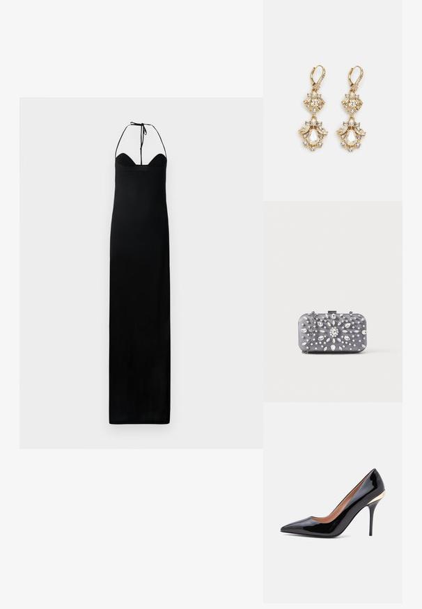 Robe maxi noire avec un corsage ajusté, des liens autour du cou en halter et une texture lisse et élégante. Présente une silhouette droite sans ornements.; Chaussure à talon haut en cuir verni noir à bout pointu avec un talon aiguille fin et un accent doré près du contrefort.; Petit sac pochette rectangulaire gris foncé orné de strass clairs disposés en motif rayonnant, avec une bandoulière chaîne argentée.; Boucles d'oreilles pendantes dorées présentant un design en grappe avec des cristaux clairs ronds et en forme de goutte, mettant en valeur des détails élaborés.