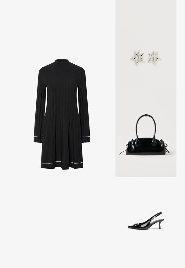 Robe en maille côtelée noire à manches longues avec col montant et détails en blanc sur les poignets et l'ourlet.; Escarpins slingback en cuir verni noir avec un bout pointu et une finition brillante. Présente un talon fin et un accent arrondi au dessus du pied.; Petit sac à main noir brillant avec deux longues anses et des détails à cordon sur les côtés sur un fond clair uni.; Boucles d’oreilles créoles en forme d’étoile argentée avec une finition lisse et polie sur un fond blanc uni.