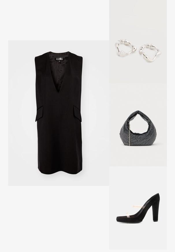 Vestido negro sin mangas con un profundo escote en V, hombros estructurados y bolsillos laterales. Hecho de una tela suave con un diseño minimalista.; Zapato negro de tacón alto con tacón de bloque y dos tiras transparentes en la parte delantera sobre fondo blanco.; Bolso de malla negra adornado con tachuelas plateadas, con un asa curvada y una correa de cadena. Textura suave con forma redondeada.; Pendientes de aro de forma irregular en tono plateado con cierre de poste sobre una superficie blanca lisa.