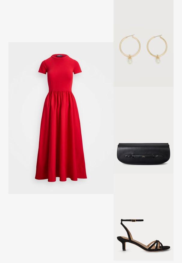 Červené midi šaty s krátkymi rukávmi, priliehavým trupom a naberanou sukňou. Vyrobené z hladkej látky s okrúhlym výstrihom a bez viditeľných zapínaní.; Čierna semišová sandála s otvorenou špičkou, nízkym kitten opätkom, tenkým remienkom na členku so zlatou prackou a krížovými prackami na prstoch.; Čierna kožená listová kabelka s hladkou textúrou, zaobleným tvarom a dekoratívnym remienkom s detailom zlatistého loga.; Zlaté kruhové náušnice, každá s jednou visiacu bielou perlou a malým detailom z krištáľov na svetlom pozadí.