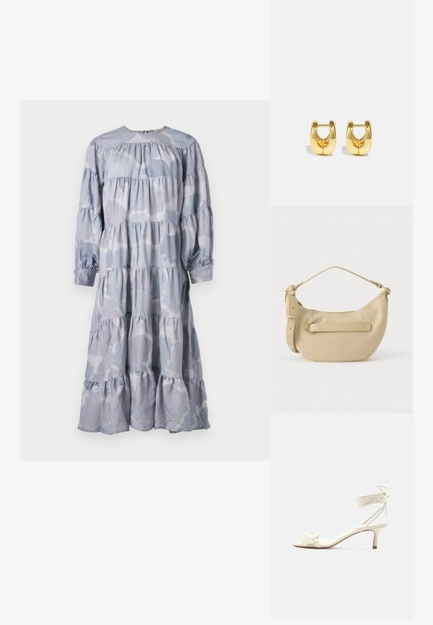Robe bleu à volants en tissu doux. Présente un col rond, des manches longues avec des poignets froncés et un ourlet flottant à volants.; Sandale à talon bas de couleur crème avec des liens à nouer autour de la cheville et une large bride torsadée sur les orteils, sur un fond blanc uni.; Sac à bandoulière en cuir beige avec une forme courbée, une finition texturée, une sangle amovible et un détail de quincaillerie dorée.; Boucles d'oreilles en or avec un design élégant et arrondi. Présentent un centre creux et une surface brillante, complétant les styles modernes.