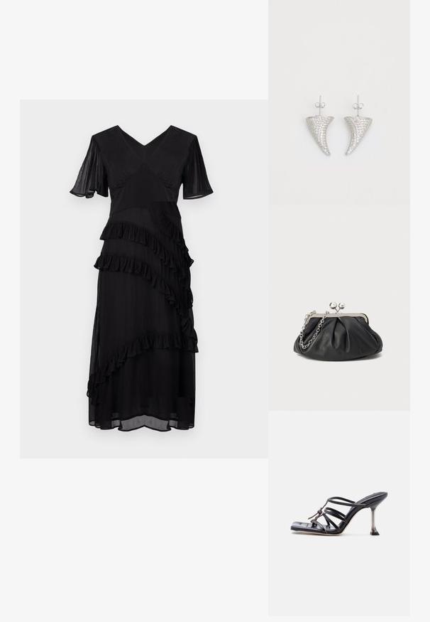 Schwarzes Midikleid mit V-Ausschnitt, kurzen schwingenden Ärmeln und diagonal geschichtetem Rüschendetail an Vorder- und Rockteil.; Schwarze, Riemchen-Sandalette mit hohem Absatz, quadratischer Zehenform und dünnem Stiletto-Absatz, versehen mit überlappenden Riemen und einer geknoteten Detailgebung am Obermaterial.; Schwarze Leder-Clutch mit geraffter Textur, silberfarbener Metallrahmen, Druckverschluss und Kettenriemen. Glatte, weiche Oberfläche.; Silberne, hornförmige Ohrringe, besetzt mit kleinen klaren Steinen, mit einem Steckverschluss zur Befestigung. Glatte Textur und metallisches Finish.