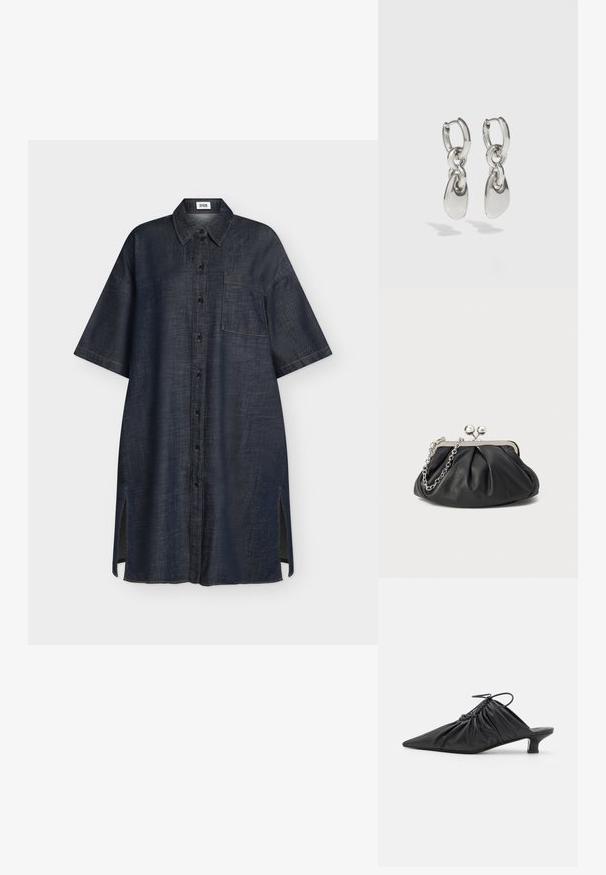 Robe chemise en denim bleu foncé à manches courtes avec boutons sur le devant, poche poitrine, col et fentes latérales.; Mules noirs en cuir à enfiler avec un bout pointu, une texture froncée et un petit talon aiguille. Présente un détail à cordon au niveau de l'ouverture.; Porte-monnaie en cuir noir avec texture froncée, cadre en métal argenté, fermeture à verrouillage kiss-lock et bandoulière en chaîne. Surface lisse et douce.; Boucles d'oreilles en argent avec des maillons ovales allongés, présentant une finition polie et un pendentif tombant texturé. Design simple avec des bords lisses.