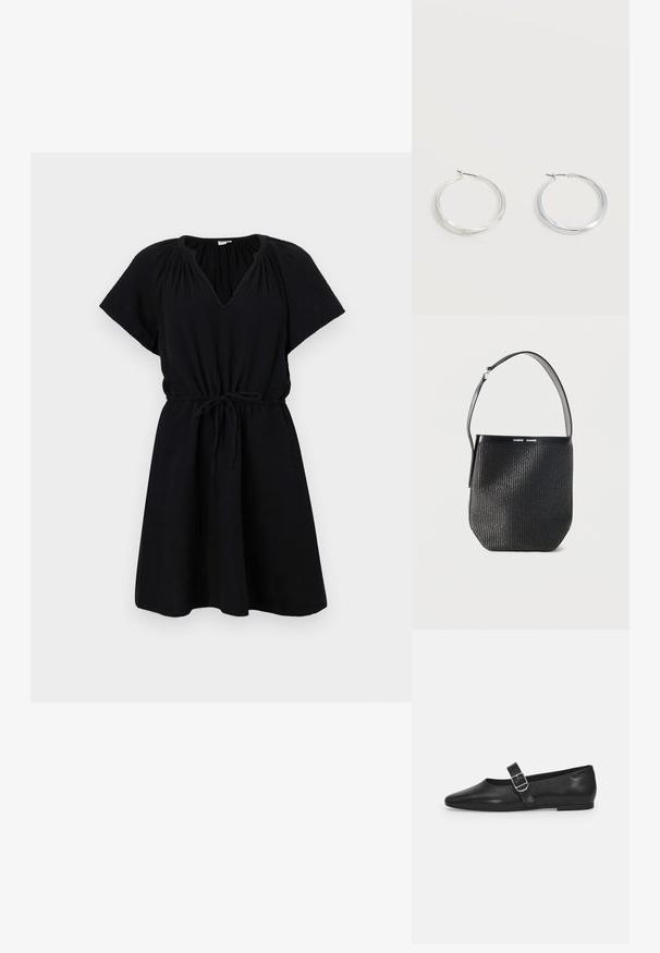 Robe noire à manches courtes, décolleté en V, taille élastique avec cordon de serrage, et jupe évasée fluide. Fabriquée en tissu léger.; Chaussure plate en cuir noir avec un bout arrondi, une seule sangle réglable à boucle et une texture lisse et brillante. Design minimaliste avec un petit talon.; Sac seau noir tissé avec une seule bandoulière réglable et une garniture en cuir lisse en haut, marqué "SAMSØE SAMSØE."; Boucles d’oreilles créoles en métal argenté avec une surface lisse légèrement incurvée et des fermoirs à clapet sur un fond blanc uni.