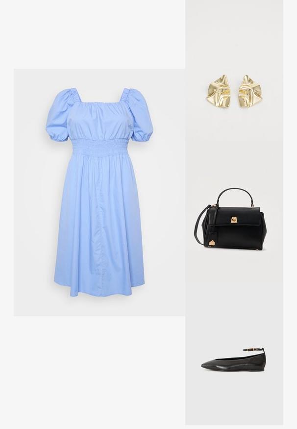 Lysblå kjole med firkantet udskæring, pufærmer og smocket talje. Stoffet er glat med et svævende skørtdesign.; Sorte læder ballet flade sko med spids tå, minimalistisk design, tynd ankelrem og guldtonet spænde i detaljer. Glat tekstur og lav profil.; Sort læderhåndtaske med top-håndtag, klaplukning med guldtonet spænde og aftagelig skulderrem mod hvid baggrund.; Guldmetalløreringe med et bølget design; glat, reflekterende overflade; asymmetrisk form; ingen synlige mønstre eller hardware.