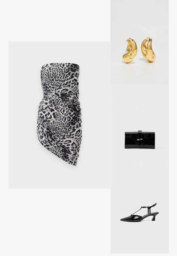 Mini šaty bez ramienok z ľahkej, nariasenej tkaniny s čierno-sivým leopardím vzorom a zdobené prekladaným detailom na boku.; Čierna lakovaná dámska slingback obuv s nízkym podpätkom, špicatou špičkou a tenkým remienkom s malou prackou.; Čierna lesklá obdĺžniková peňaženka s predným remienkom a strieborným kovovým zapínaním, umiestnená na čistom bielom pozadí.; Zlaté kruhové náušnice s hladkým, zakriveným tvarom a lesklým povrchom. Majú uzatvárací mechanizmus a jemné prehlbenia pre detail.