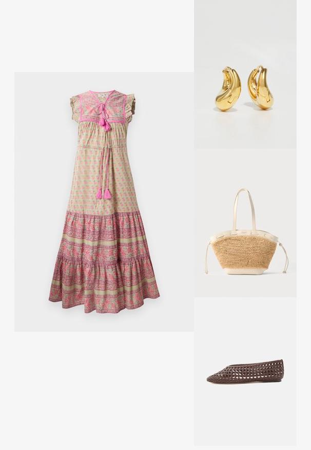 Vestido maxi de tela verde claro con estampado floral rosa, dobladillo con patrón contrastante, mangas con volantes y acentos de borlas rosas.; Zapato plano marrón con diseño de trabajo abierto tejido y puntera redondeada cerrada, mostrado de lado sobre un fondo claro.; Bolsa tote de paja trenzada beige con asas de cuero crema, ribetes y laterales con cordón sobre un fondo gris claro.; Pendientes de aro de oro con forma curva y suave, y acabado pulido. Presentan un mecanismo de cierre y ligeras indentaciones para un toque de detalle.