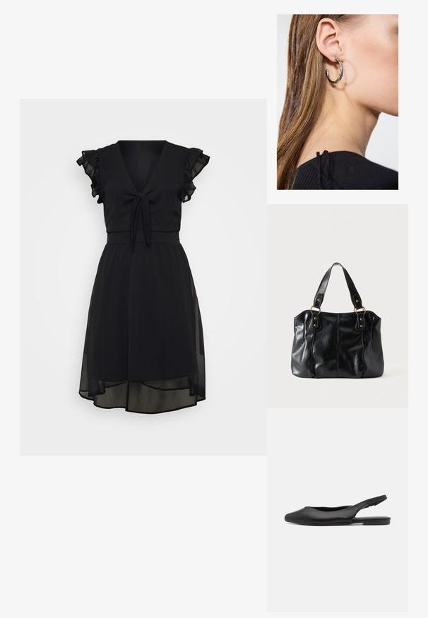 Schwarzes Kleid mit V-Ausschnitt, Bindedetail in der Taille, kurzen Rüschensäumen und einem geschichteten, durchsichtigen Rock mit einem etwas längeren Rücken.; Schwarzer Leder Slingback-Schuh mit spitzer Zehenform, flachem Absatz und geschwungenem Ausschnitt-Design. Glatte Textur und minimalistischer Stil.; Schwarze Leder-Schultertasche mit doppelten Trägern, befestigt durch goldene Ringe und Nieten, glatte und leicht glänzende Oberfläche, schlichtes Design.; Silberne Creolen mit polierter Oberfläche, die kleine goldene Akzentdetails und eine runde Form aufweisen, am Ohrläppchen getragen.