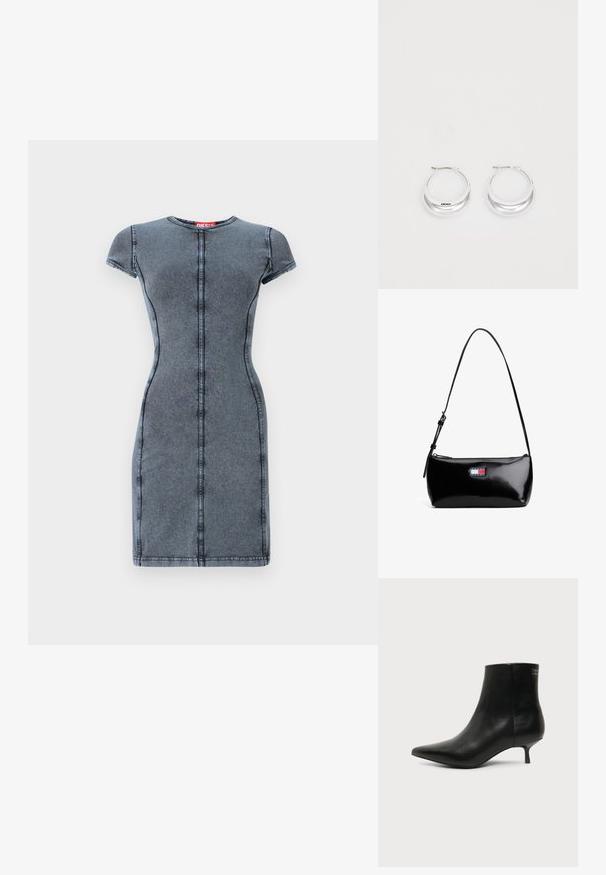 Robe en denim gris foncé avec des manches courtes, un col rond et un détail de couture centrale. Texture lisse, silhouette ajustée, longueur genou.; Bottine en cuir noir avec bout pointu et petit talon kitten sur fond clair, vue côté extérieur.; Sac à épaule en cuir verni noir avec une bandoulière incurvée, fermeture éclair et un patch rectangulaire avec un logo en rouge, blanc et bleu.; Boucles d'oreilles en argent avec une finition polie et un branding DKNY, présentées sur un fond blanc uni.