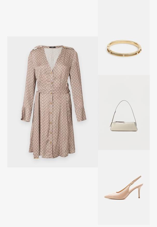 Langærmet omslagkjole i beige stof med et gentagende brunt mønster, der har en dyb V-halsudskæring, guldknapdetaljer og et matchende bælte.; Beige laklæder højhælet slingback sko med spids tå og en lille gylden spænde-detalje på remmen.; Lille beige læder skuldertaske med tynd rem og lynlås, mærket med et diskret metal-logo på frontens midte.; Guldfarvet armring med kabeldesign, rektangulære accenter og små runde ædelsten. Glat, skinnende overflade med indgraverede detaljer.