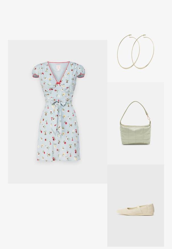 Lys blå kort kjole med blomstermønster, puffede ærmer, v-hals og rød kant. Har en bundet talje-detail og er lavet af et glat stof.; Lysebrune ballet flats med en glat læderoverflade, mandelformet tå og elastisk rem over vristen, med diskrete syninger.; Polstret grøn skuldertaske med blød tekstur, rektangulær form, enkelt strop og lynlås i guldtoner. Har et quiltet mønster.; Pilgrim Øreringe - gold-coloured