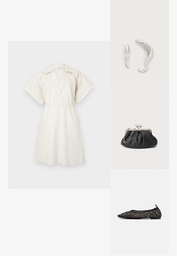 Weißes Kurzarmkleid mit V-Ausschnitt und geraffter Taille, aus leichtem Stoff, mit lockerem Schnitt und minimalen Details.; Schwarze Ballerina mit spitzer Zehenform, verziert mit verschiedenen metallischen Strasssteinen, weiches Obermaterial und schwarze flache Sohle.; Schwarze Leder-Clutch mit geraffter Textur, silberfarbener Metallrahmen, Druckverschluss und Kettenriemen. Glatte, weiche Oberfläche.; Zwei gebogene silberne Ohrringe, einer größer als der andere, beide mit kleinen funkelnden Kristallen entlang einer Kante verziert.