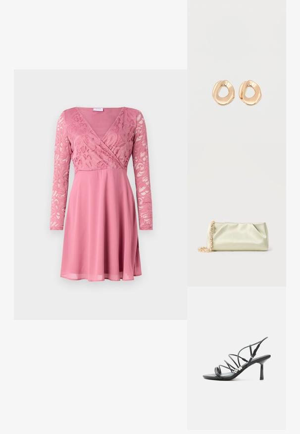 Robe rose avec un corsage en dentelle ajusté, des manches longues, un décolleté en V et une jupe fluide en tissu doux.; Sandale noire à talon haut avec fines lanières courbées, accents argentés et boucle de cheville réglable sur fond blanc.; Pochette en satin vert clair avec une bandoulière chaîne en or et cristaux, forme rectangulaire avec des plis doux sur un fond uni.; Paired boucles d'oreilles en métal doré poli de forme irrégulière avec un centre ouvert sur un fond blanc uni.