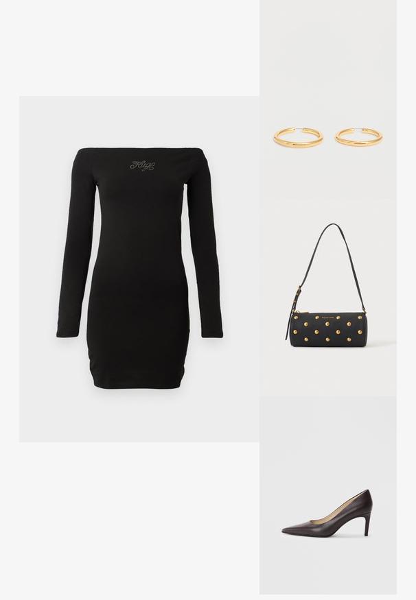 Zwarte off-the-shoulder jurkje met lange mouwen, aansluitend ontwerp, gemaakt van zachte stof, met versierde tekst op de borst.; Bruine leren pumps met een spits toelopende neus en een slanke hak van 7 cm, met een glad oppervlak en minimalistisch ontwerp. Zonder zichtbare versieringen.; Zwarte cilindervormige handtas met gouden studs en een verstelbare schouderriem, met het "Michael Kors"-logo in goud op de voorkant.; Set middelgrote gepolijste gouden oorringen met dunne draaduiteinden op een eenvoudige witte achtergrond.