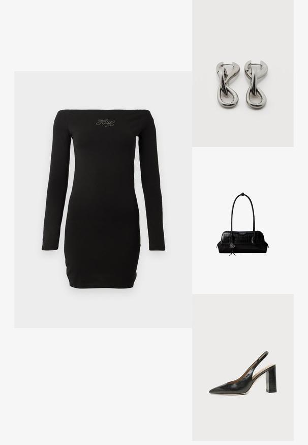 Zwarte off-the-shoulder jurkje met lange mouwen, aansluitend ontwerp, gemaakt van zachte stof, met versierde tekst op de borst.; Zwarte leren slingback schoen met spits toelopend neusje, hoge blokhak en beige binnenvoering tegen een effen lichte achtergrond.; Zwarte schoudertas van leer met krokodillenstructuur, lange banden en een klein zilveren logohanger aan één band.; Set zilverkleurige metalen oorbellen met een abstract ontwerp van in elkaar grijpende lussen op een witte achtergrond.