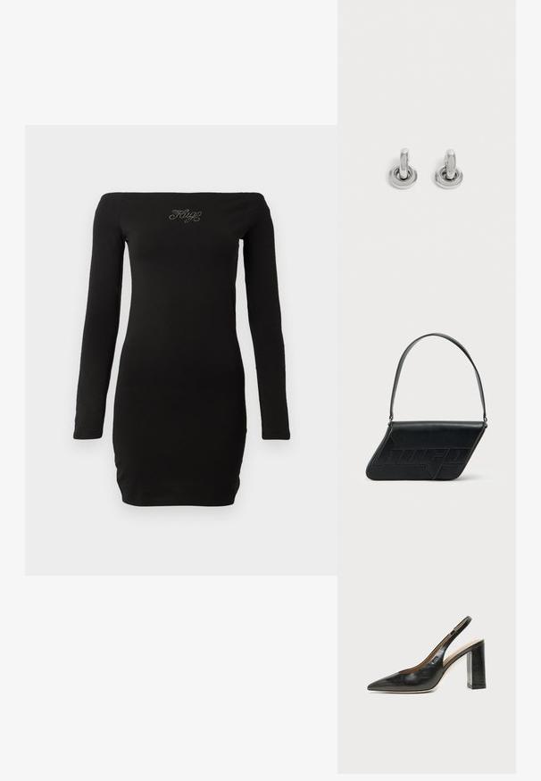 Zwarte off-the-shoulder jurkje met lange mouwen, aansluitend ontwerp, gemaakt van zachte stof, met versierde tekst op de borst.; Zwarte leren slingback schoen met spits toelopend neusje, hoge blokhak en beige binnenvoering tegen een effen lichte achtergrond.; Zwarte leren schoudertas met een driehoekige vorm, geperst logo en een enkele verstelbare riem. Minimalistisch ontwerp met een gladde textuur.; Een paar kleine, glanzende zilveren creolen met een ronde basis, afgebeeld op een effen lichte achtergrond.